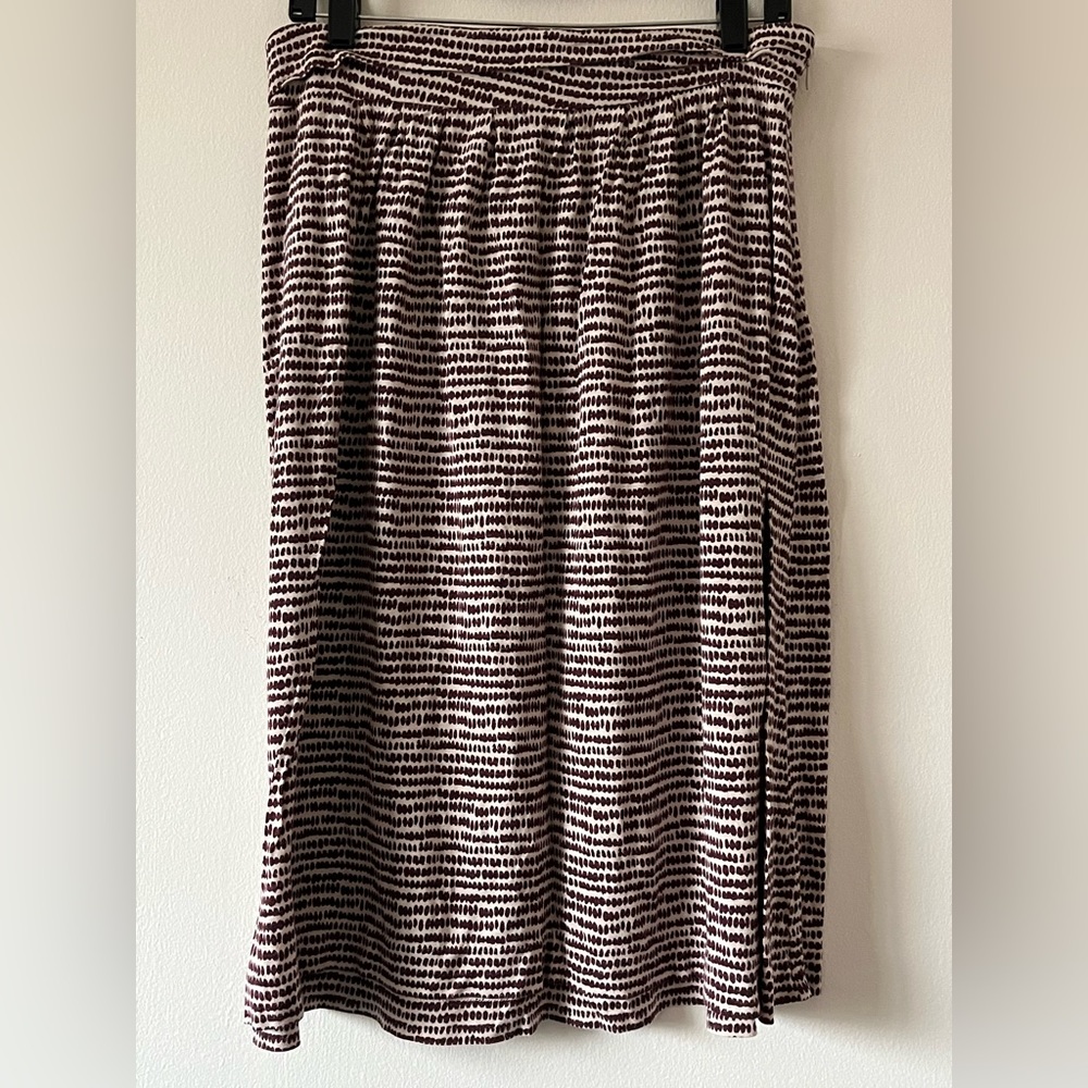 Lightweight midi skirt from Ann Taylor Loft, size Medium